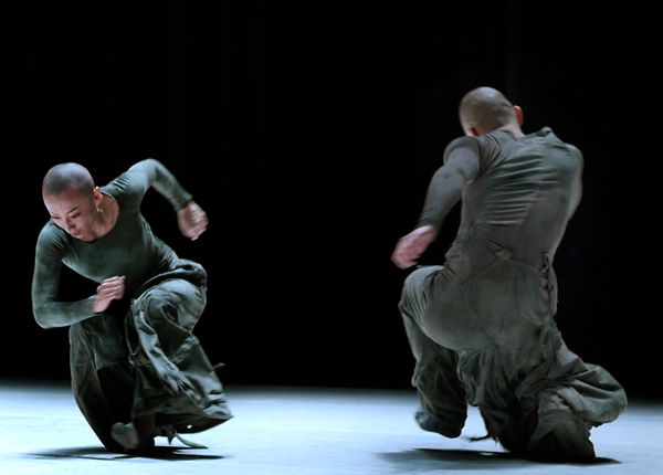 A performance by TAO Dance Theatre. Photo:  by Lars Ake-Stomfelt